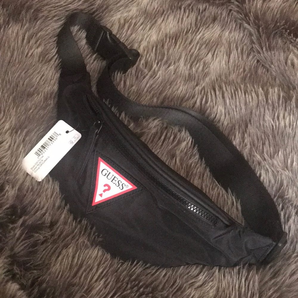 Guess Black Belt Bag with Adjustable Straps and Sleek Design